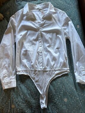 Love Tree White Button-Front Long-Sleeve Bodysuit